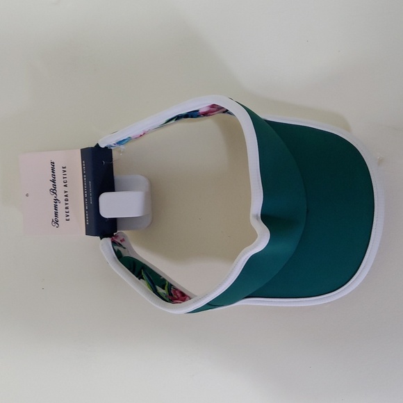 Tommy Bahama Floral Print Skorts with Green Visor Size S - Picture 11 of 13